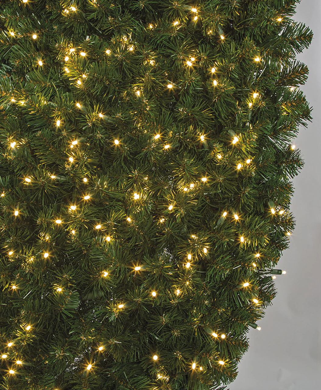 120" Commercial Outdoor Artificial Breckenridge Pine Wreath, LED Pre-Lit -Green - Image 2