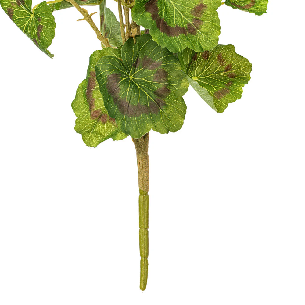 18" Geranium Silk Flower Bush -White (Pack of 8) - Image 3
